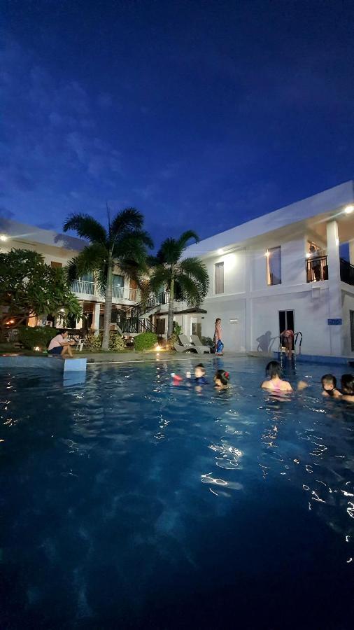 A Villas Resort & Restaurant Zamboanguita  Екстериор снимка