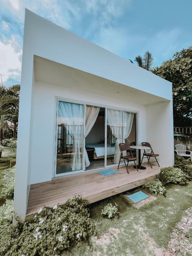 A Villas Resort & Restaurant Zamboanguita  Екстериор снимка