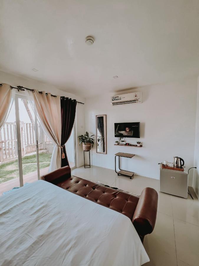 A Villas Resort & Restaurant Zamboanguita  Екстериор снимка