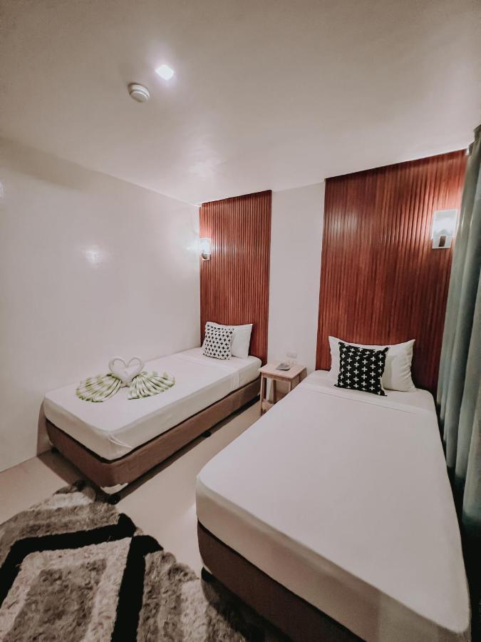 A Villas Resort & Restaurant Zamboanguita  Екстериор снимка
